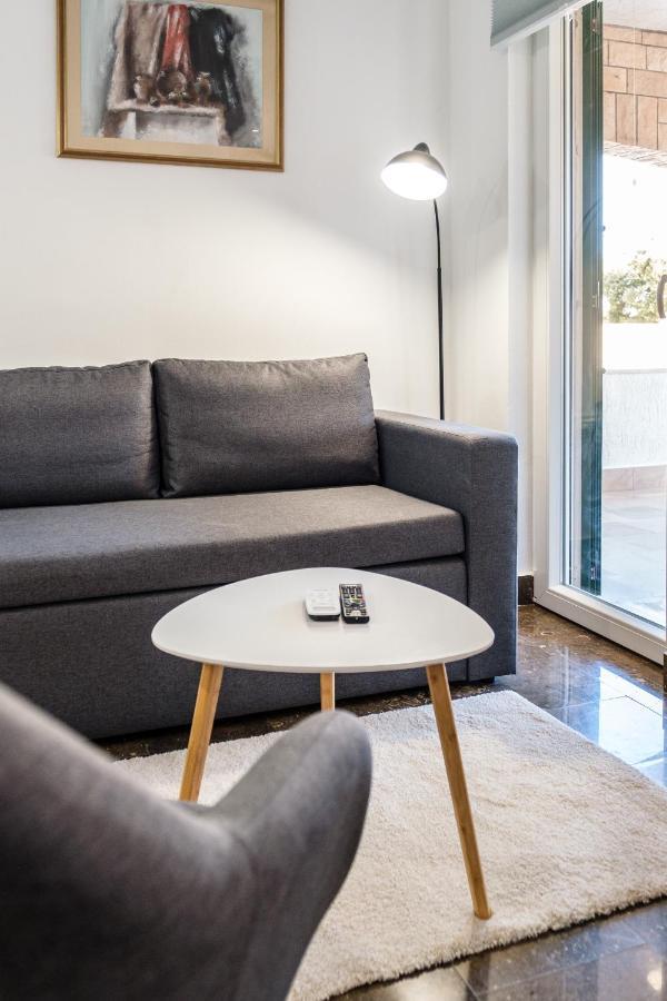 Ferienwohnung Atj House Supetar Exterior foto